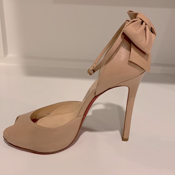 Christian Louboutin nude heels - Picture 11 of 15